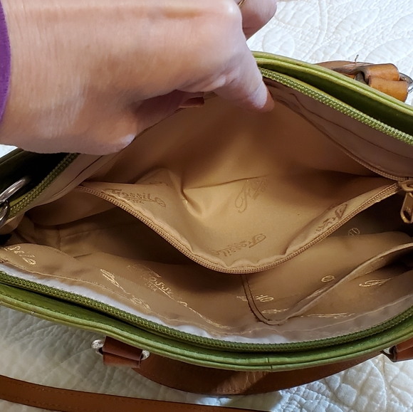 FOSSIL 🌿CROSSBODY / SATCHEL - Picture 3 of 8